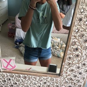 Green short sleeve shirt